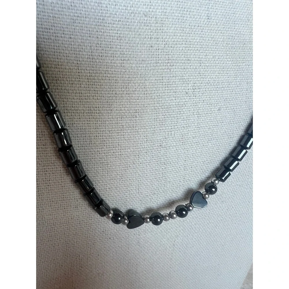 Hematite Bead Necklace Y2K Goth 20" Black Heart Silver Tone Minimalist Necklace - Picture 10 of 13